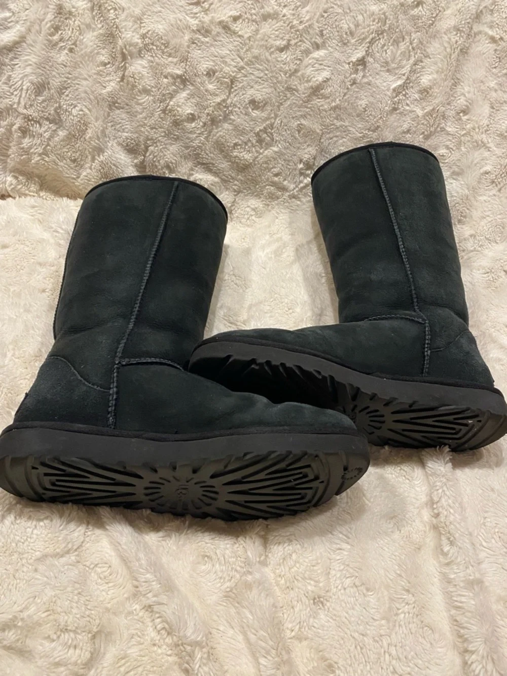 UGG timeless tall